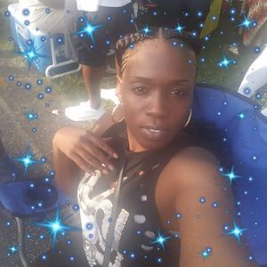 Meet your Posher, Kendra